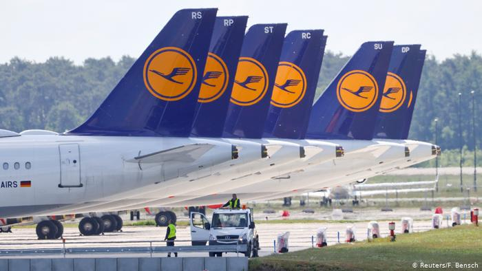 Pandemic-stricken Lufthansa posts 1.26 billion euro third-quarter operating loss
