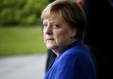 Merkel hopes to recruit qualified workers from outside the EU