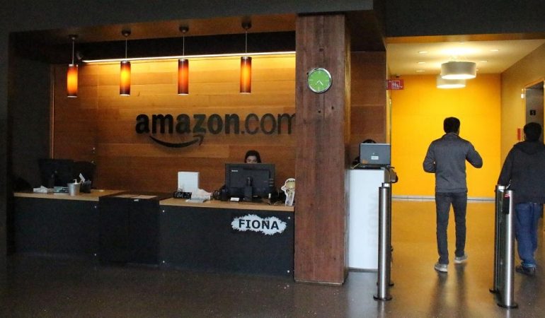 Amazon-ი თანამშრომლების ნაწილს სახლიდან მუშაობის უფლებას 2021 წლის ივლისამდე აძლევს