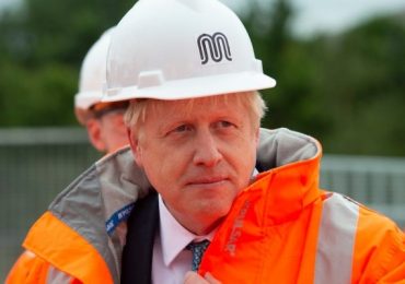 Boris Johnson is willing to build a bridge connecting Scotland with Northern Ireland