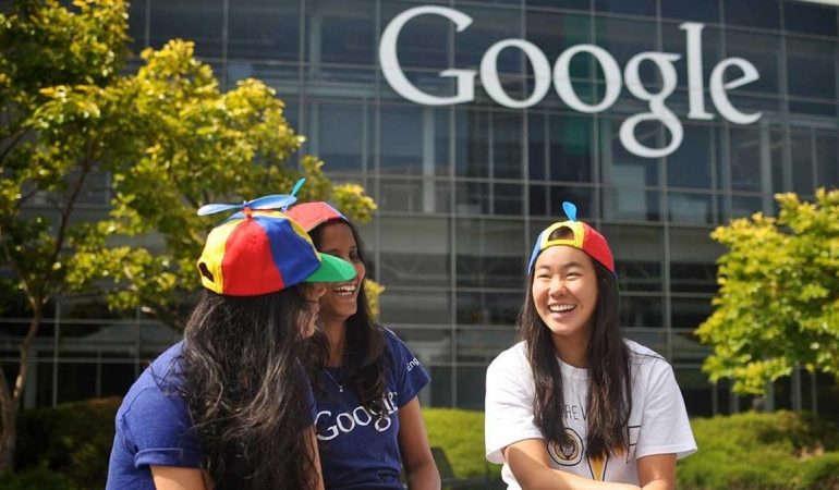 Google-ი თანამშრომლებს ოფისებში სამუშაოდ 2021 წლის ზაფხულამდე არ დააბრუნებს