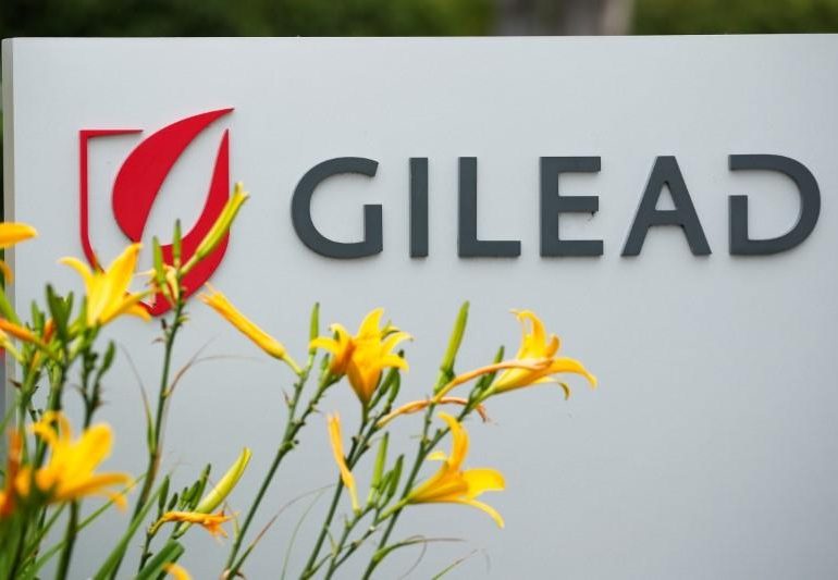 ფარმაცევტულ კომპანია AstraZeneca-ს თავის კონკურენტ Gilead Sciences-თან გაერთიანება სურს