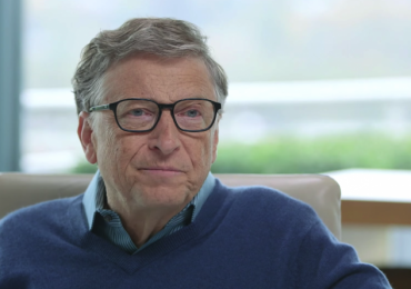 Bill Gates gave away $35 billion this year but didn’t see his personal net worth drop
