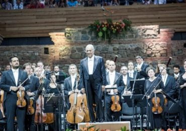 Tsinandali: Zubin Mehta Leads the IPO in an Enchanted Evening of Music in Georgia's Kakheti Region