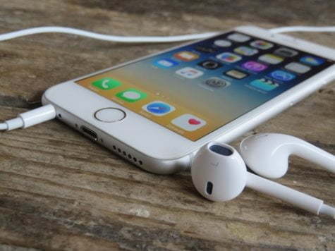 Apple-მა iPhone-ების გაყიდვის ზრდის რეკორდულად დაბალი ტემპის შესახებ განაცხადა