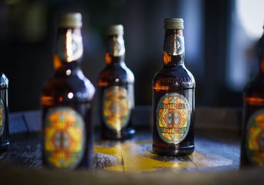 Harry Potter Fans Can Now Order Bottled Butterbeer To Their Homes