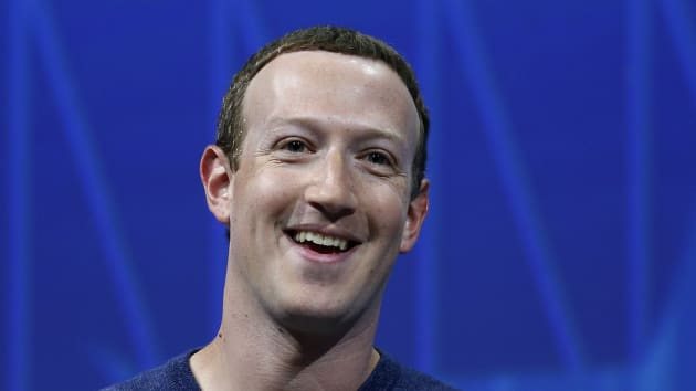 Mark Zuckerberg just gave Facebook employees all of Thanksgiving week off