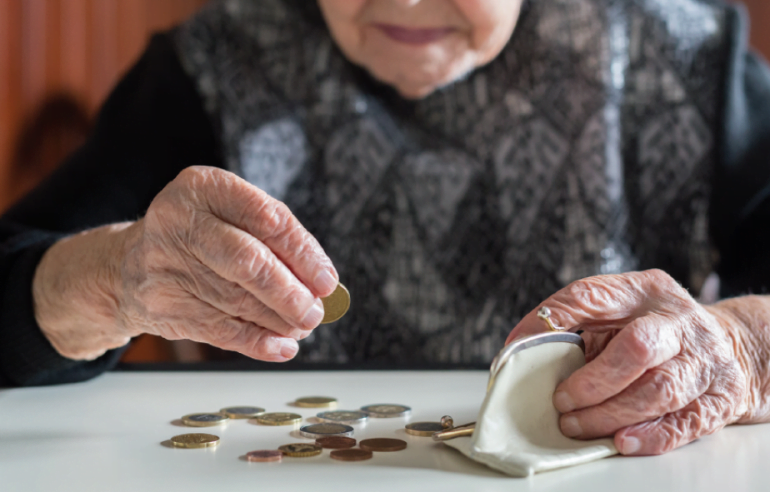 პენსიები იზრდება, თუმცა იზრდება თუ არა მათი მსყიდველუნარიანობა?