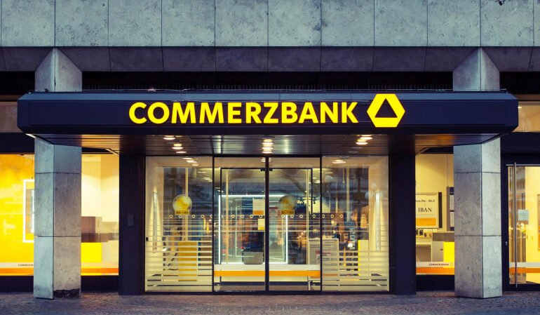 Commerzbank სამუშაო ადგილების 10 000-ით შემცირებას და 340 ფილიალის დახურვას გეგმავს