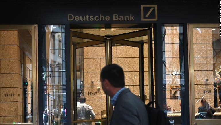 Trump's private bankers resign from Deutsche Bank