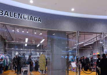 Balenciaga იტალიაში 2021 წელს პირველ საწარმოს გახსნის