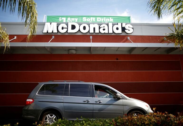 McDonald's ties executive bonuses to diversity, releases workforce data