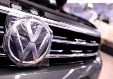 Volkswagen is worth 200 billion euros, CEO Diess says