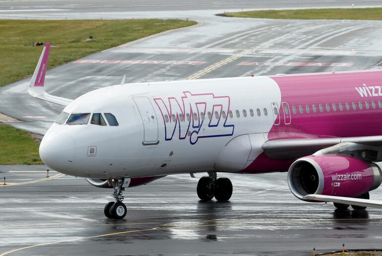 Indigo Partners Plans to Sell 400 Million Pounds Worth of Shares in Wizz Air