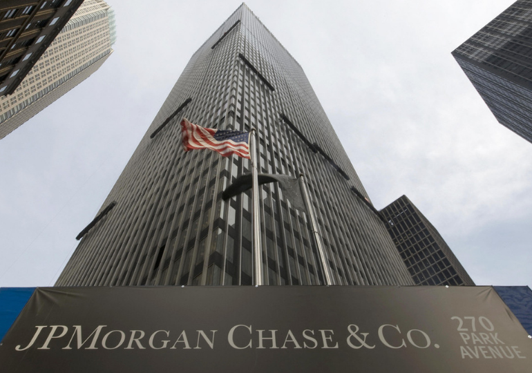 JPMorgan–ის დამწყები ანალიტიკოსები 100 000 დოლარს გამოიმუშავებენ