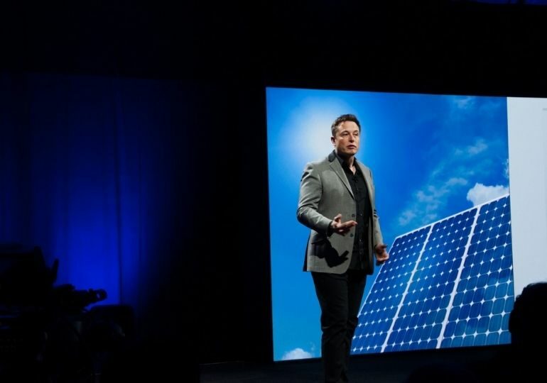 ილონ მასკი Solarcity-ის დასაცავად სასამართლოს წინაშე წარდგება