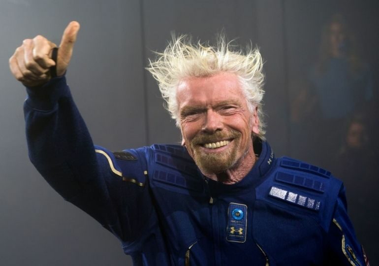 Virgin Galactic-ის დამფუძნებელი რიჩარდ ბრენსონი კოსმოსში გაფრინდა