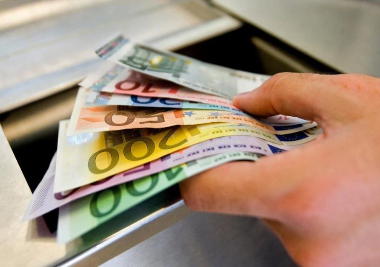ბრიუსელში ევროკავშირის მინიმალური ხელფასის კანონმდებლობაზე შეთანხმებას მიაღწიეს