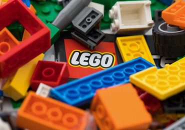 LEGO აშშ-ში $1-მილიარდიან ნახშირბადნეიტრალურ ქარხანას ააშენებს
