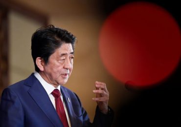 იაპონიის ყოფილი პრემიერ-მინისტრი ჭრილობებისგან გარდაიცვალა