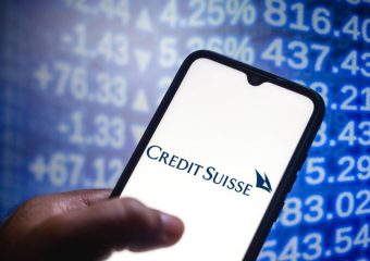 Credit Suisse-ის აქციების ღირებულება საფონდო ბირჟაზე რეკორდულად დაეცა