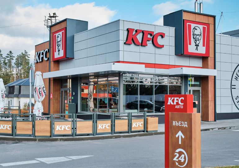 ﻿KFC-ის მფლობელი კომპანია რუსეთში ბიზნესს ყიდის და ბაზარს ტოვებს