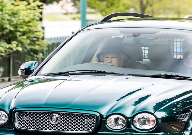 დედოფალ ელისაბედ II-ის Jaguar X-Type აუქციონზე გაიყიდება