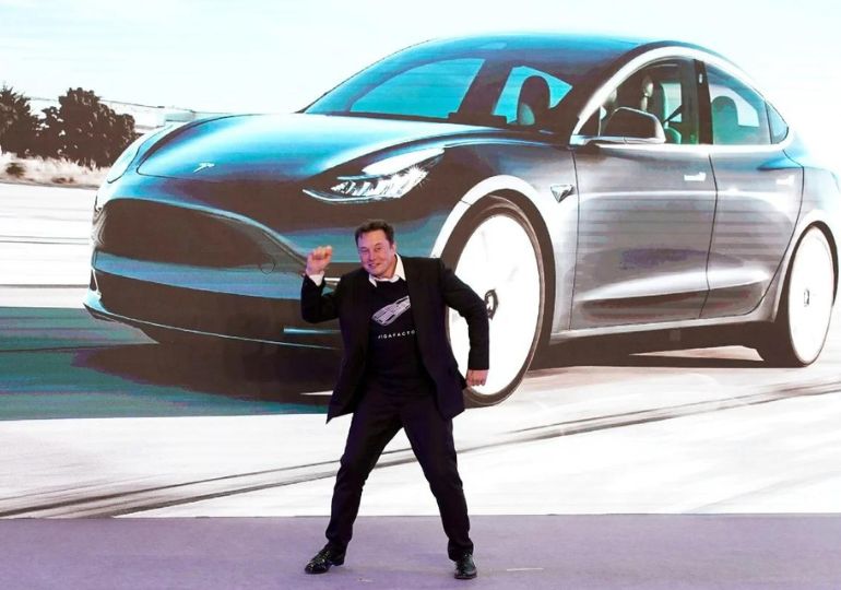 Tesla-ს შემოსავლები 2022 წლის IV კვარტალში რეკორდულ ნიშნულამდე გაიზარდა
