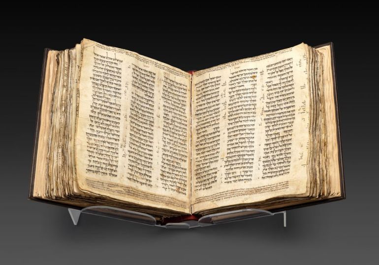 ათასწლეულით დათარიღებული ებრაული ბიბლია შესაძლოა აუქციონზე $50 მილიონად გაიყიდოს