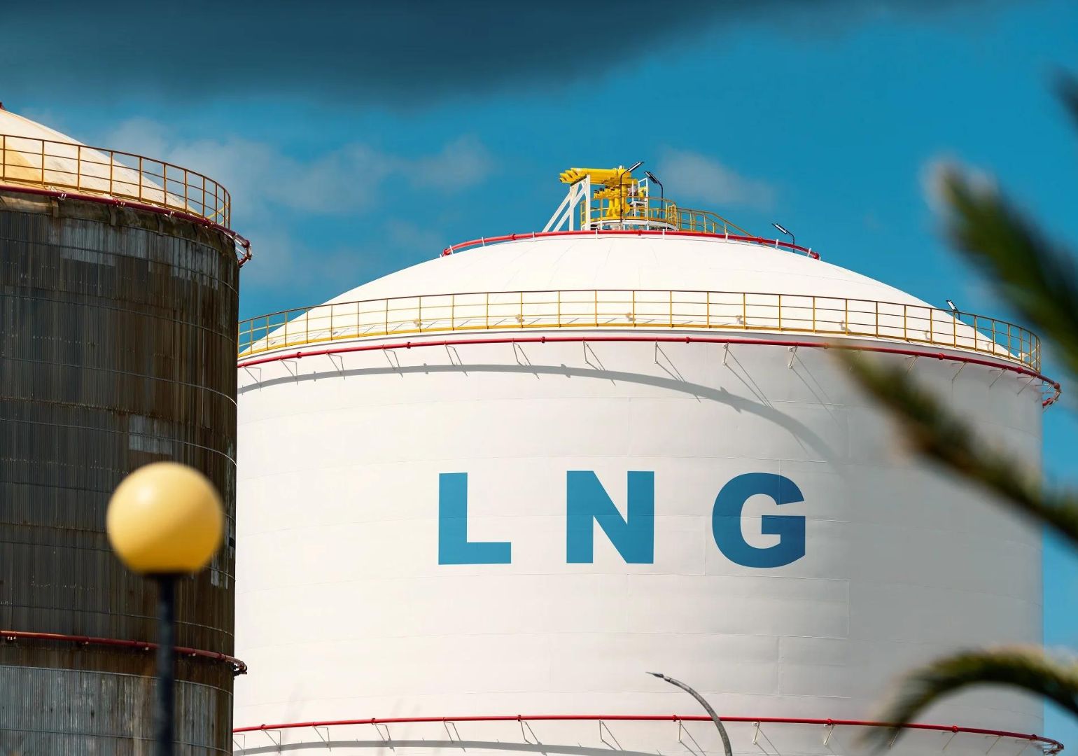 LNG-ის $50-მილიარდიანი ბიზნესი | Woodside-ი და Santos-ი შერწყმას გეგმავენ