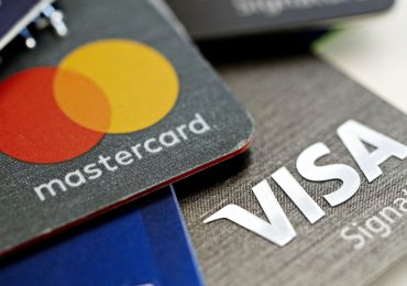 Visa-მ და Mastercard-მა საკრედიტო ბარათების საკომისიოზე $30-მილიარდიან შეთანხმებას მიაღწიეს