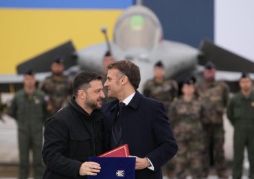 ზელენსკი-მაკრონის შეთანხმება: უკრაინა Rafale-ის ტიპის 100 ავიაგამანადგურებელს შეიძენს