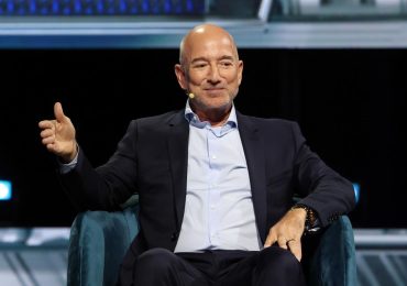 ბეზოსი $6.2-მილიარდიან AI-სტარტაპს აარსებს და მისი თანახელმძღვანელი იქნება
