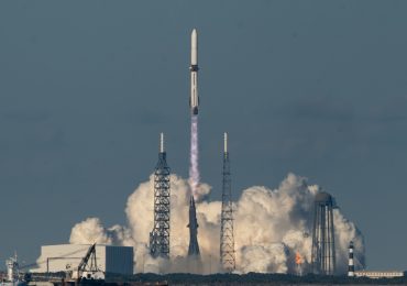 Blue Origin-ის რაკეტამ მარსის თანამგზავრები ორბიტაზე აიტანა – ამაჩქარებელი დედამიწაზე წარმატებით დაბრუნდა