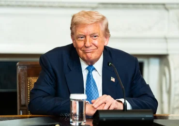 ტრამპის თქმით, ტარიფებისგან მიღებული შემოსავლიდან ყველა ამერიკელი $2,000-ს მიიღებს