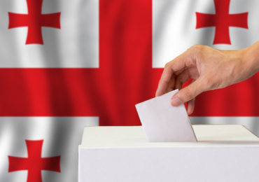 პარლამენტმა ემიგრანტებისთვის საზღვარგარეთ ხმის მიცემის აკრძალვას მხარი დაუჭირა