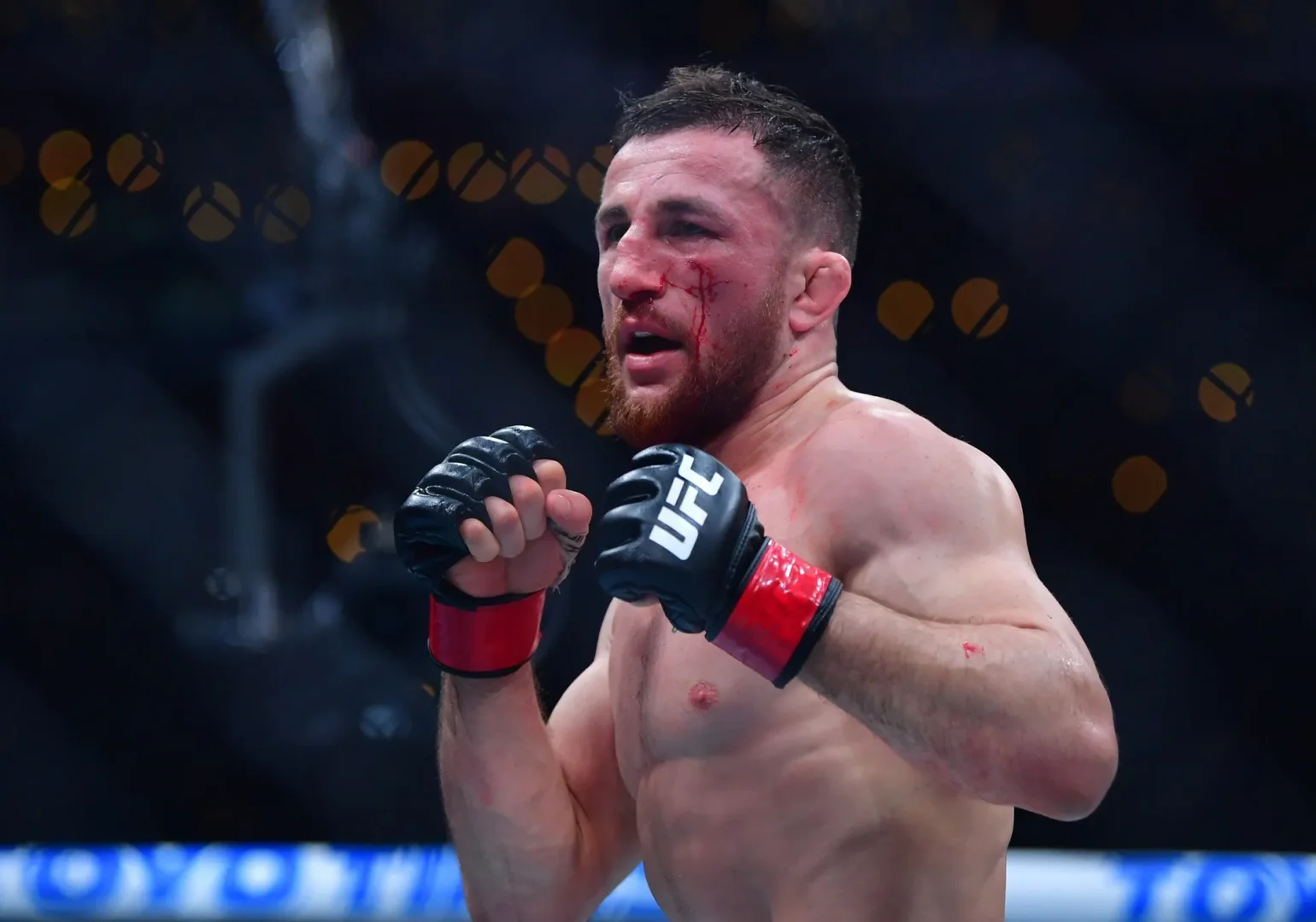 მერაბ დვალიშვილმა UFC-ის საჩემპიონო ქამარი დათმო