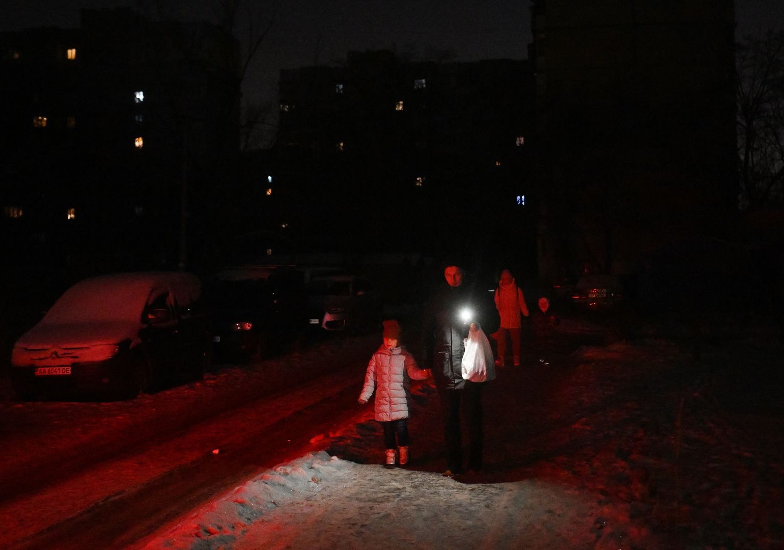 რუსეთის იერიშების შემდეგ, კიევის თითქმის 60% ელექტროენერგიის გარეშეა დარჩენილი