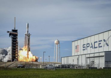 მასკის SpaceX-მა მარსის მისია გადადო და 2027 წლისთვის მთვარეზე დაჯდომაზე ფოკუსირდება