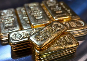 ოქროსა და ვერცხლის ფასები ერთთვიან მინიმუმზეა – რატომ არ ძვირდება ლითონები ირანის ომის ფონზე?