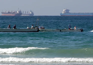 ჩინეთი ირანს ჰორმუზის სრუტეში ენერგორესურსების უსაფრთხოდ გავლის გარანტიას სთხოვს