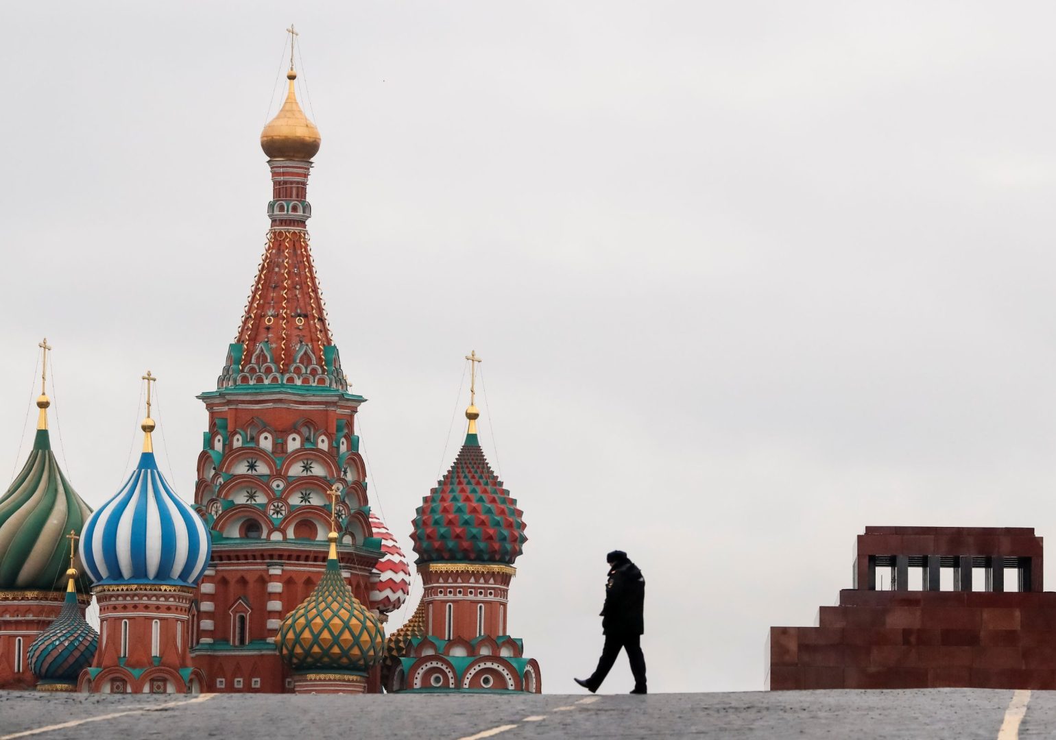 Reuters: ბიუჯეტის დეფიციტის ფონზე, მოსკოვი საინვესტიციო ხარჯებს ამცირებს