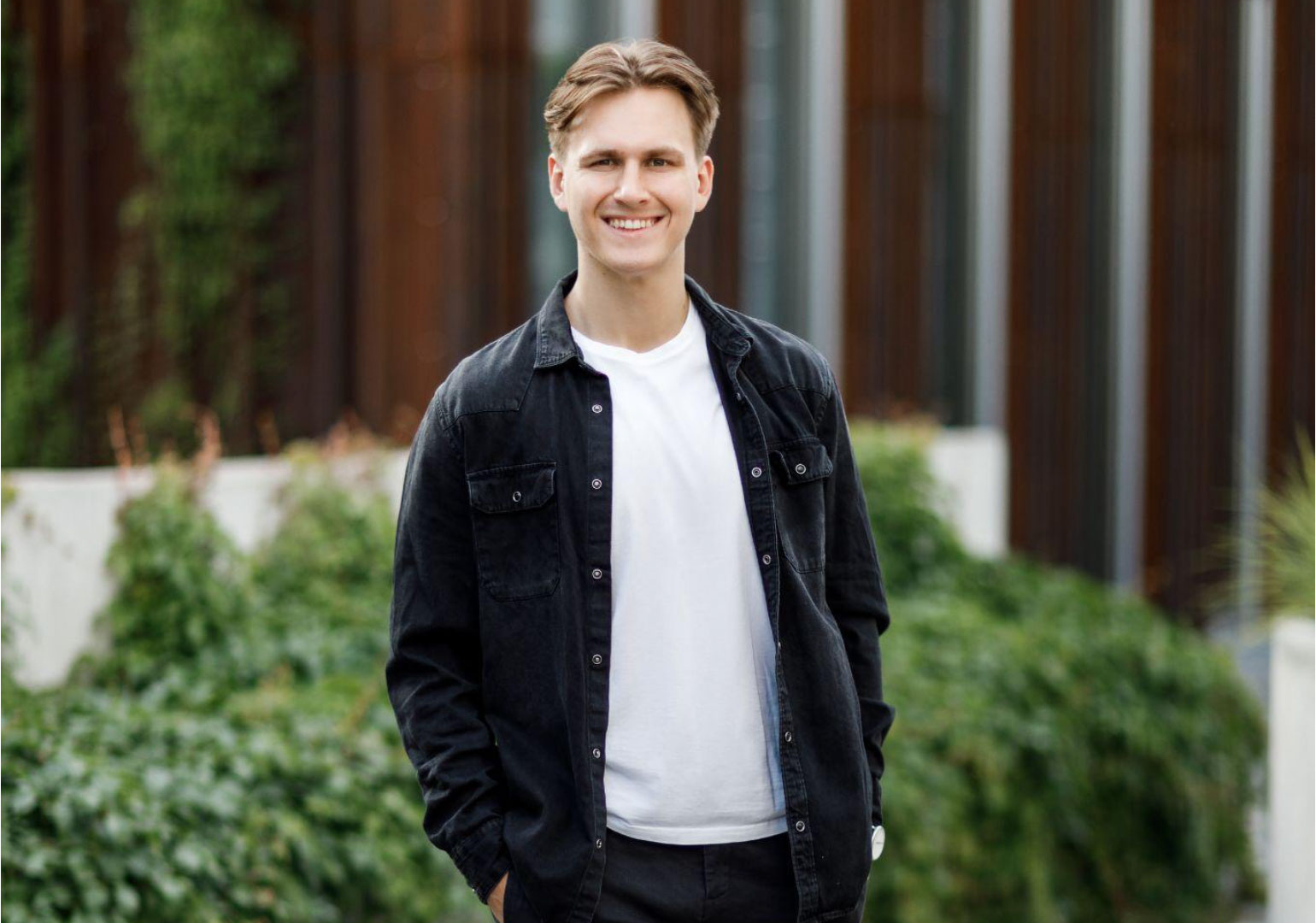 Gediminas Pazera Built 95%+ Clinical Data Extraction Systems—Now He’s Setting the Reliability Bar for Healthcare Automation