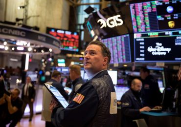 ნავთობის ფასების ზრდის გავლენით, Dow Jones-ის ინდექსი 1,000 პუნქტით დაეცა