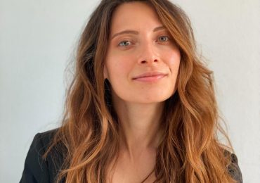 რენა აჯალოვა