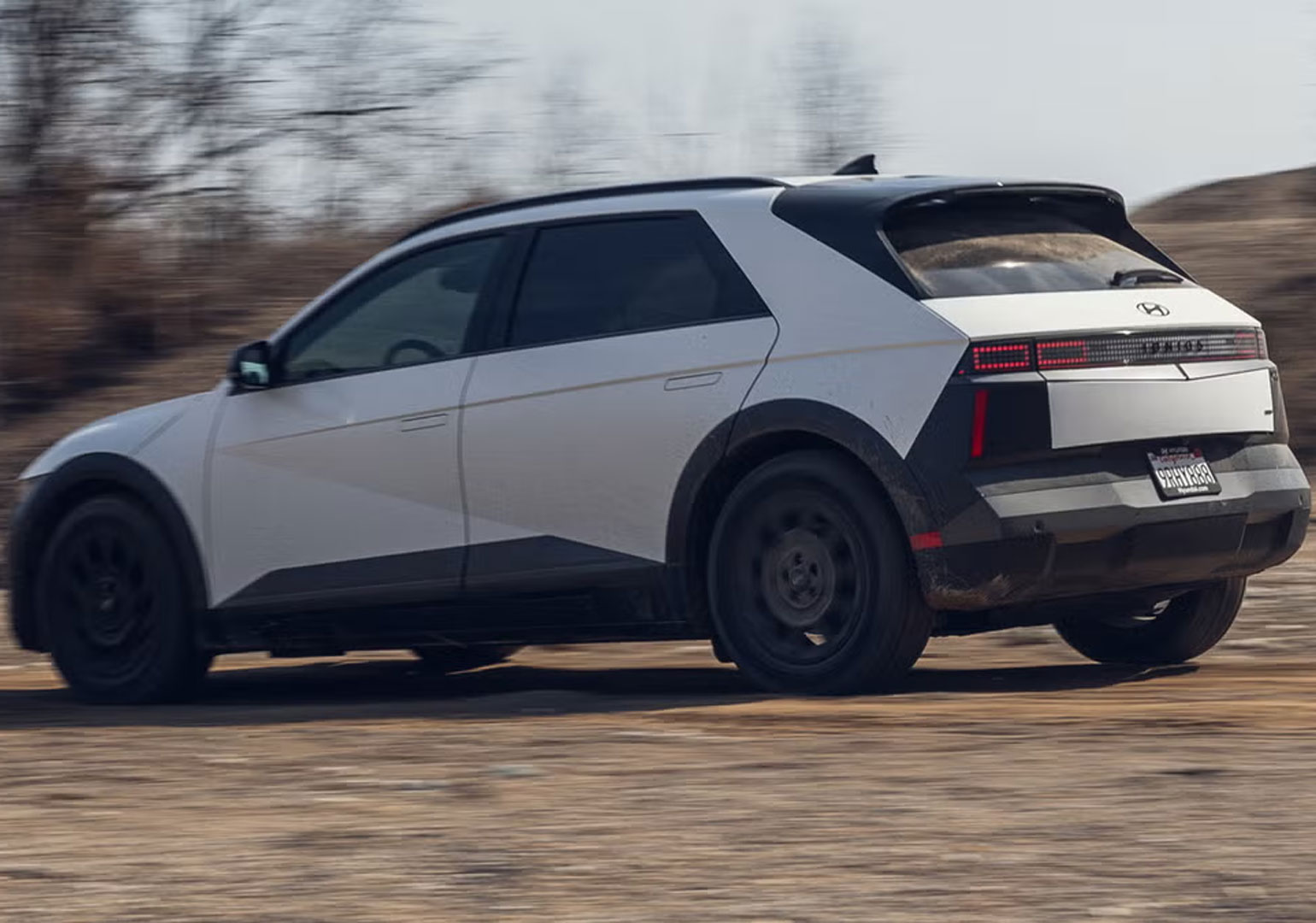 18 უსაფრთხო SUV საოჯახო მოგზაურობისთვის - 2026 წლის სია