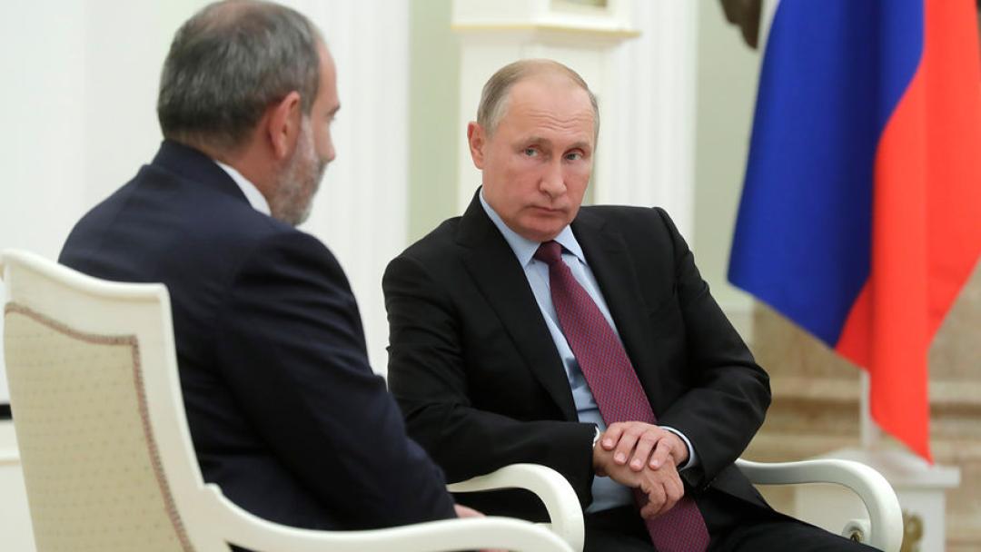Reuters: ამომრჩევლების ტრანსპორტირება, დეზინფორმაცია – რუსეთის ფარული მცდელობები სომხეთის არჩევნებში ჩასარევად