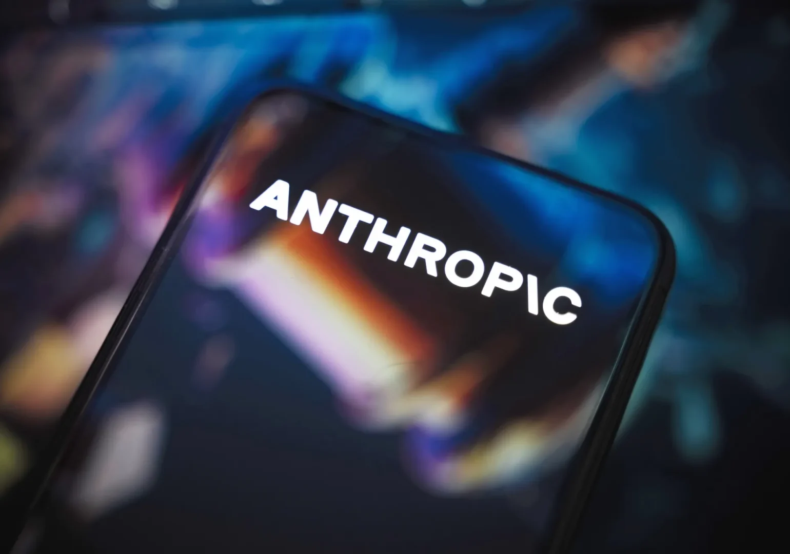 Microsoft-ი AI-ჩიპების მიწოდებაზე Anthropic-თან მოლაპარაკებებს აწარმოებს