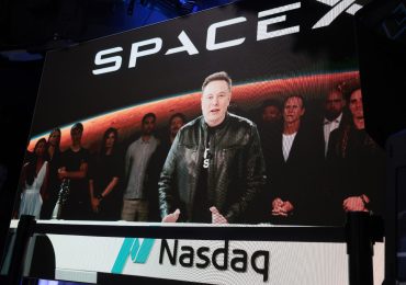 SpaceX-ის აქციები IPO-ს ფასზე დაბლა დაეცა – კომპანიამ თითქმის $1 ტრილიონის კაპიტალიზაცია დაკარგა