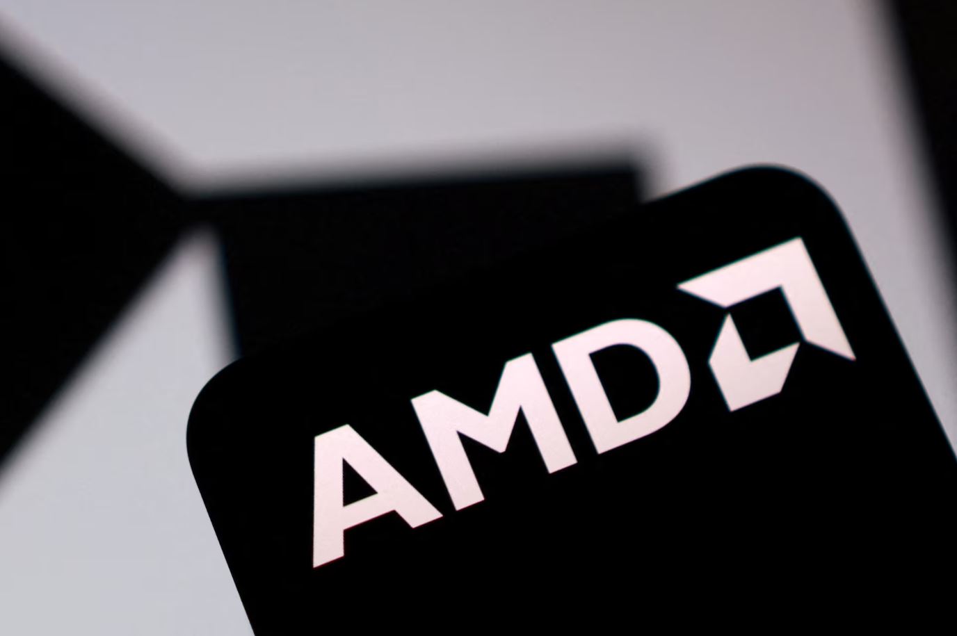AMD-ი AI-სტარტაპ Anthropic-ში $5 მილიარდის ინვესტიციას განახორციელებს